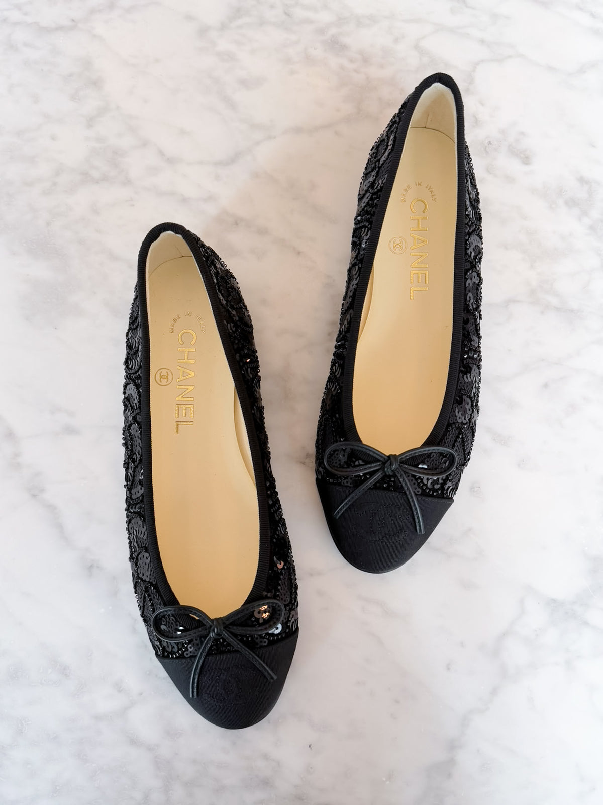 BRAND NEW Chanel 2025 Black Beaded & Sequin Camellia CC Ballet Flats (36.5) – VERY RARE