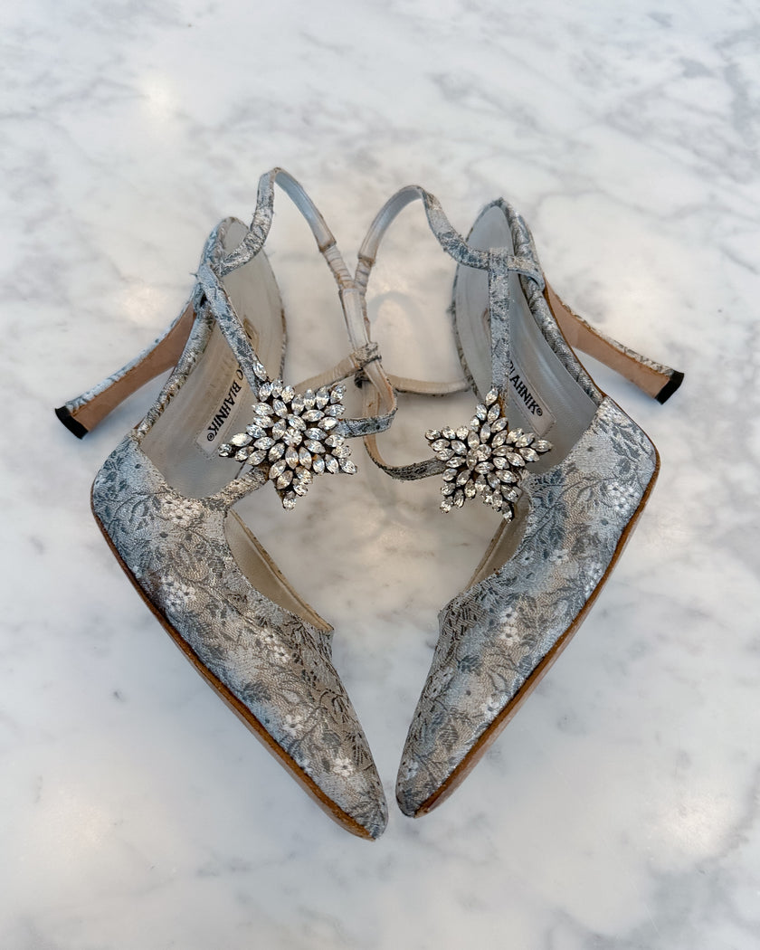 Manolo Blahnik Silver Slingback Heels with Rhinestone Stars (37)