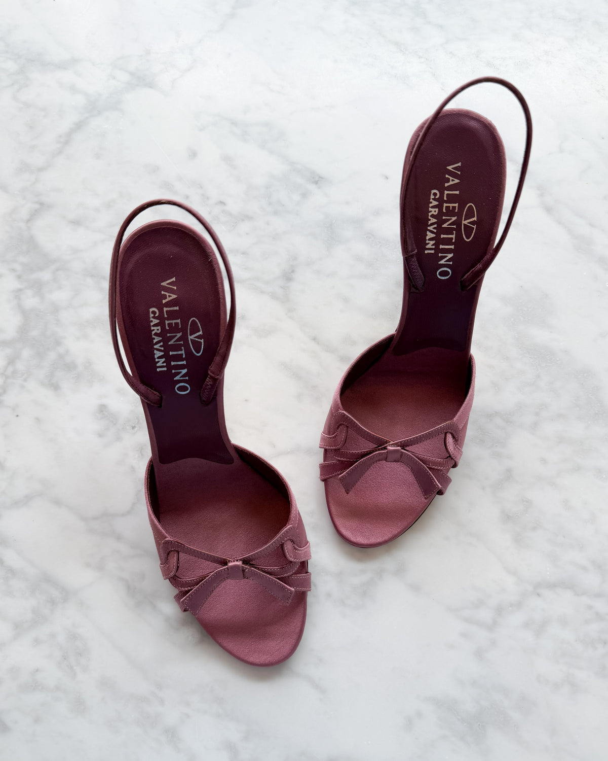 UNWORN Valentino Garavani Rose Pink Satin Bow Heels (39)