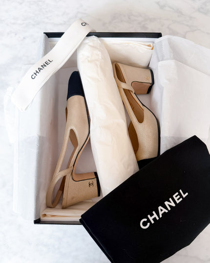 Chanel Gold Champagne Black Cap Toe Slingback Heels (35)