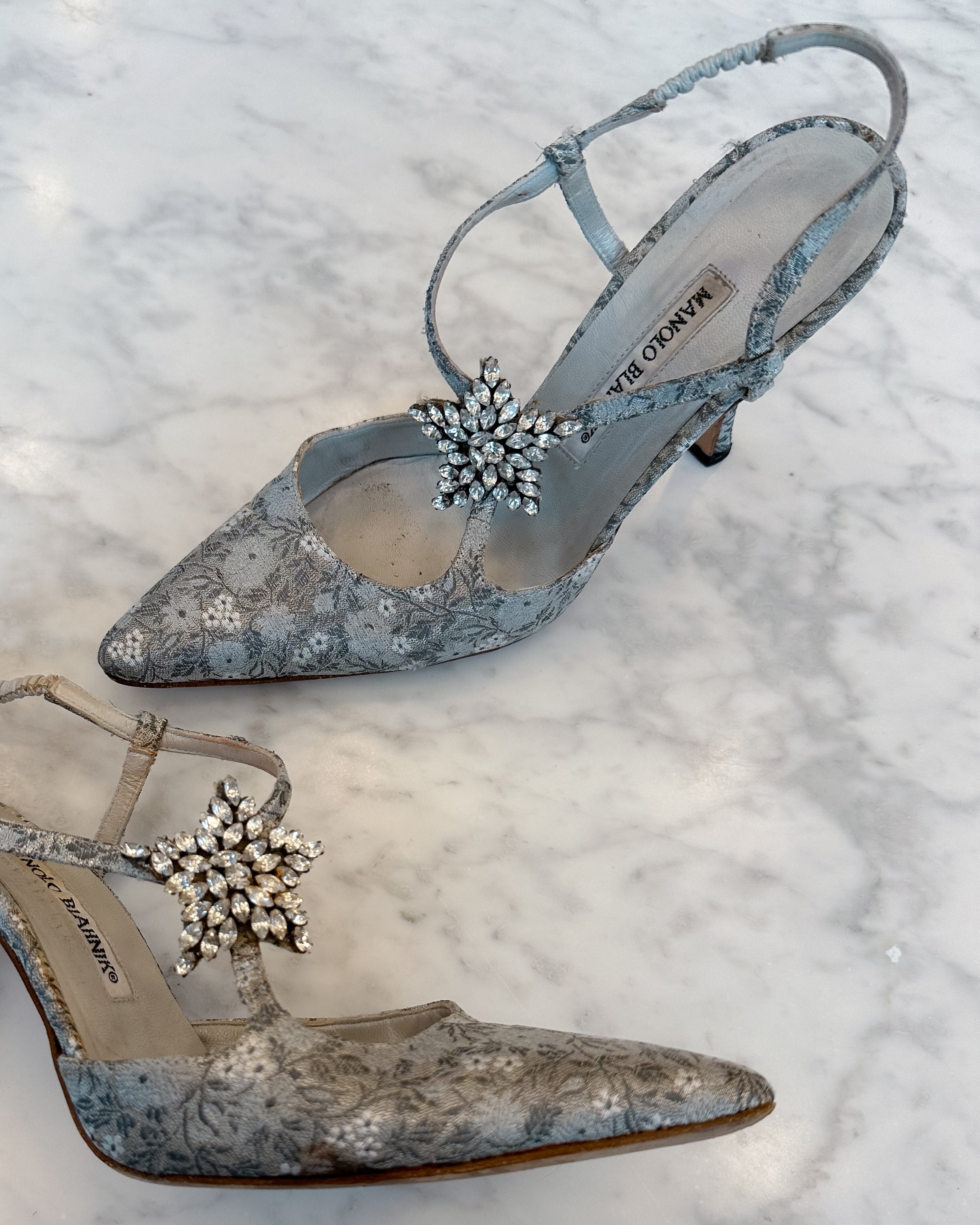 Manolo Blahnik Silver Slingback Heels with Rhinestone Stars (37)