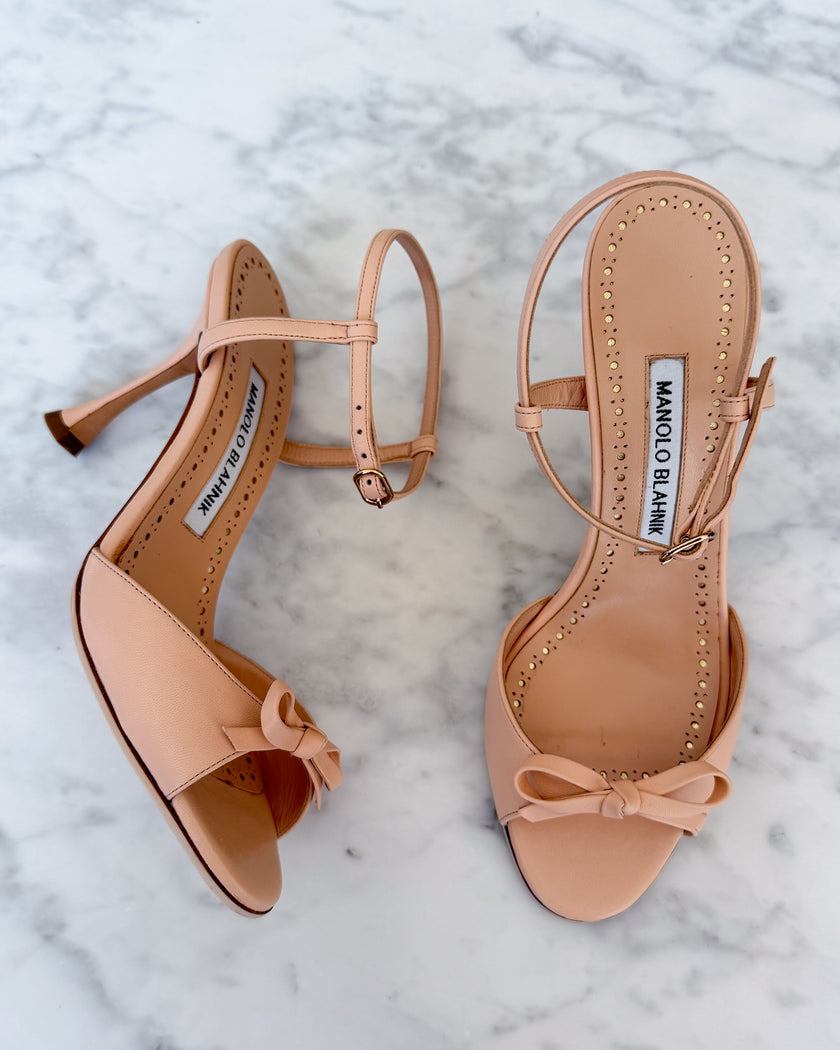UNWORN Manolo Blahnik Nude Pink Leather Bow Slingback Heels (37)