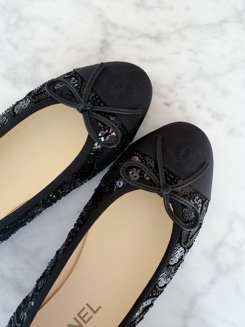BRAND NEW Chanel 2025 Black Beaded & Sequin Camellia CC Ballet Flats (36.5) – VERY RARE