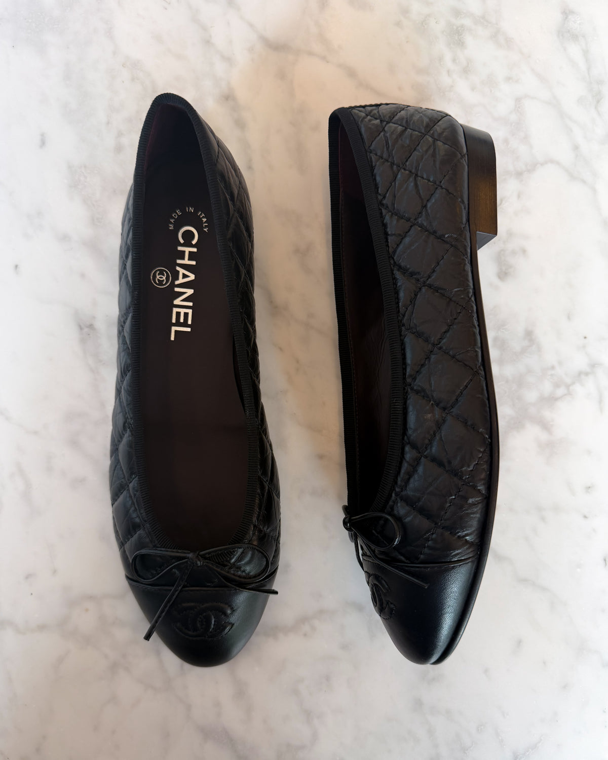 BRAND NEW Chanel Black Quilted Fabric Ballet Flats (38)