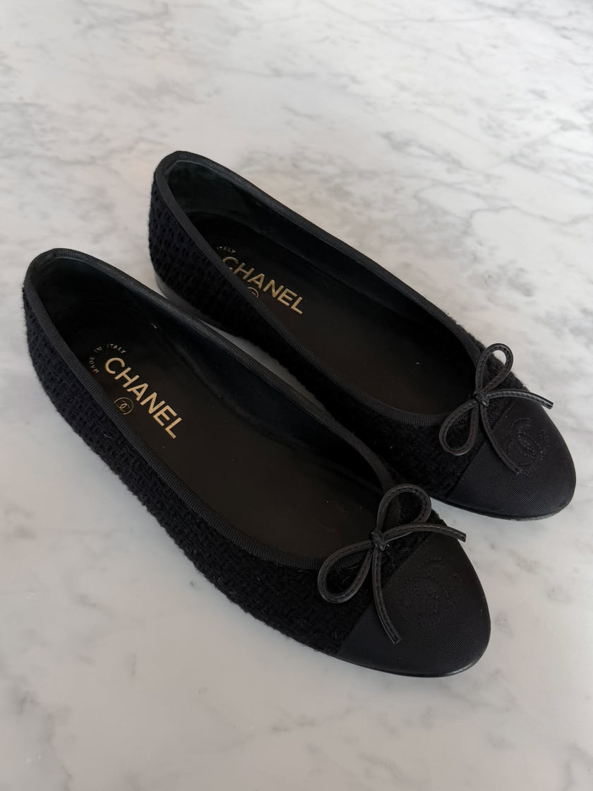 Chanel Black Tweed Timeless CC Ballet Flats (39.5)