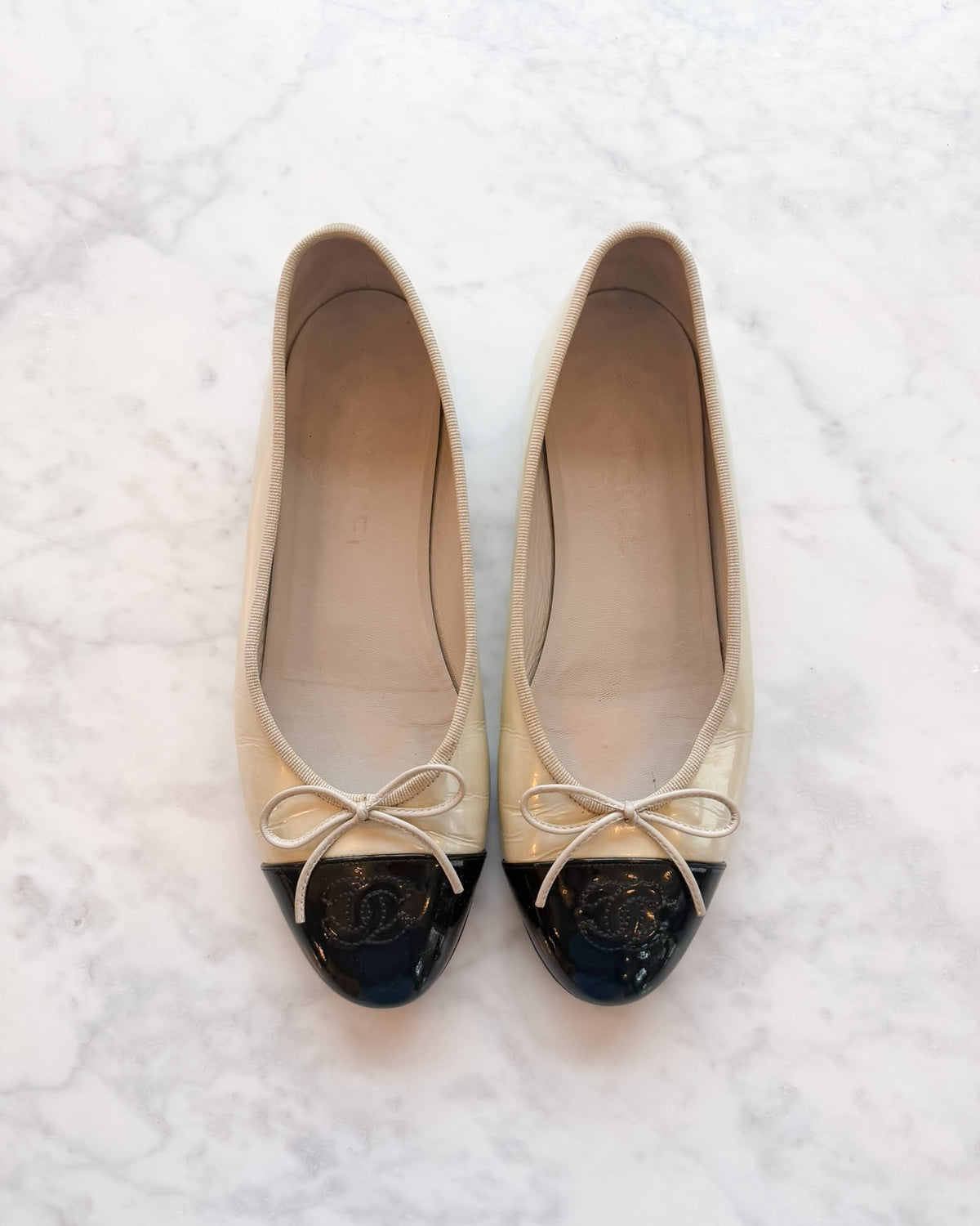 Chanel Metallic Pearl & Black Patent CC Ballet Flats (37.5)