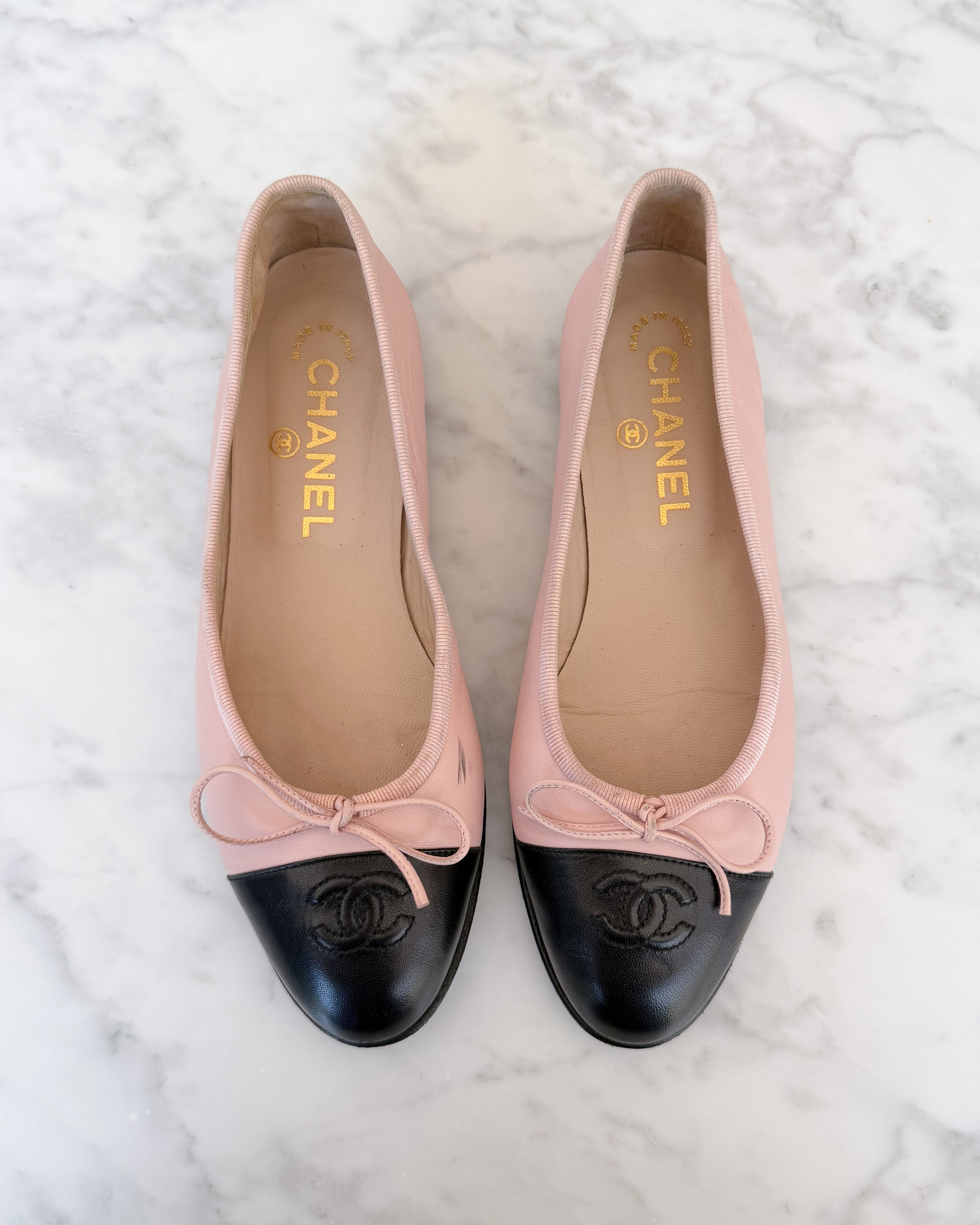 Chanel Blush Pink and Black Two Tone Ballet Flats - Very Rare (35.5)