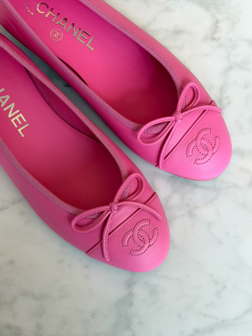 Chanel Bubblegum Pink Leather CC Ballet Flats (35.5) - RARE