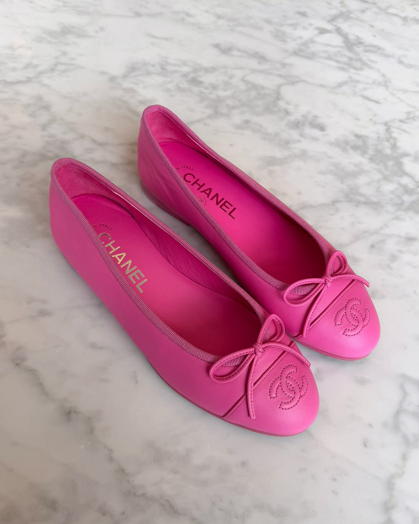 Chanel Bubblegum Pink Leather CC Ballet Flats (35.5) - RARE