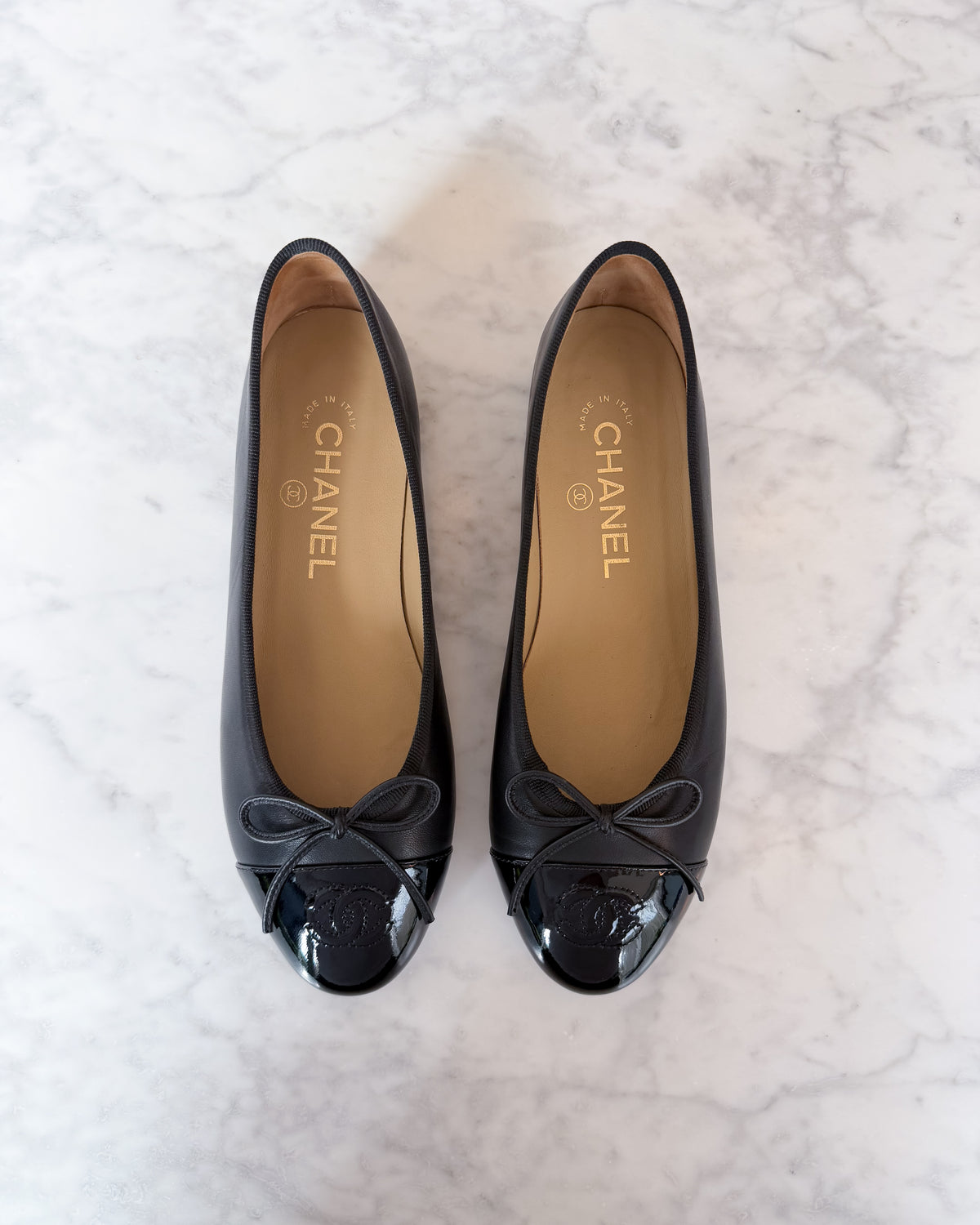 Chanel Black Leather Patent Cap Toe CC Ballet Flats (37.5)