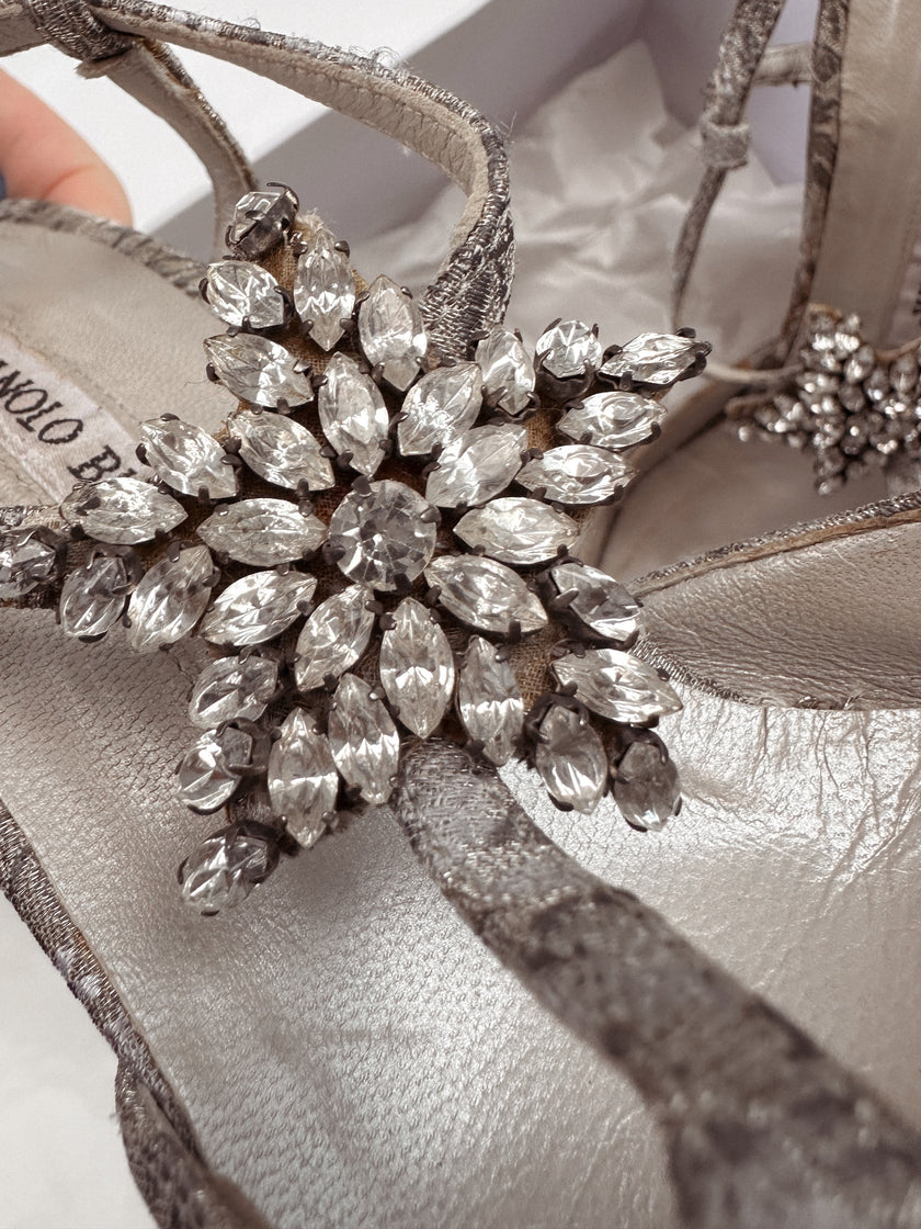 Manolo Blahnik Silver Slingback Heels with Rhinestone Stars (37)