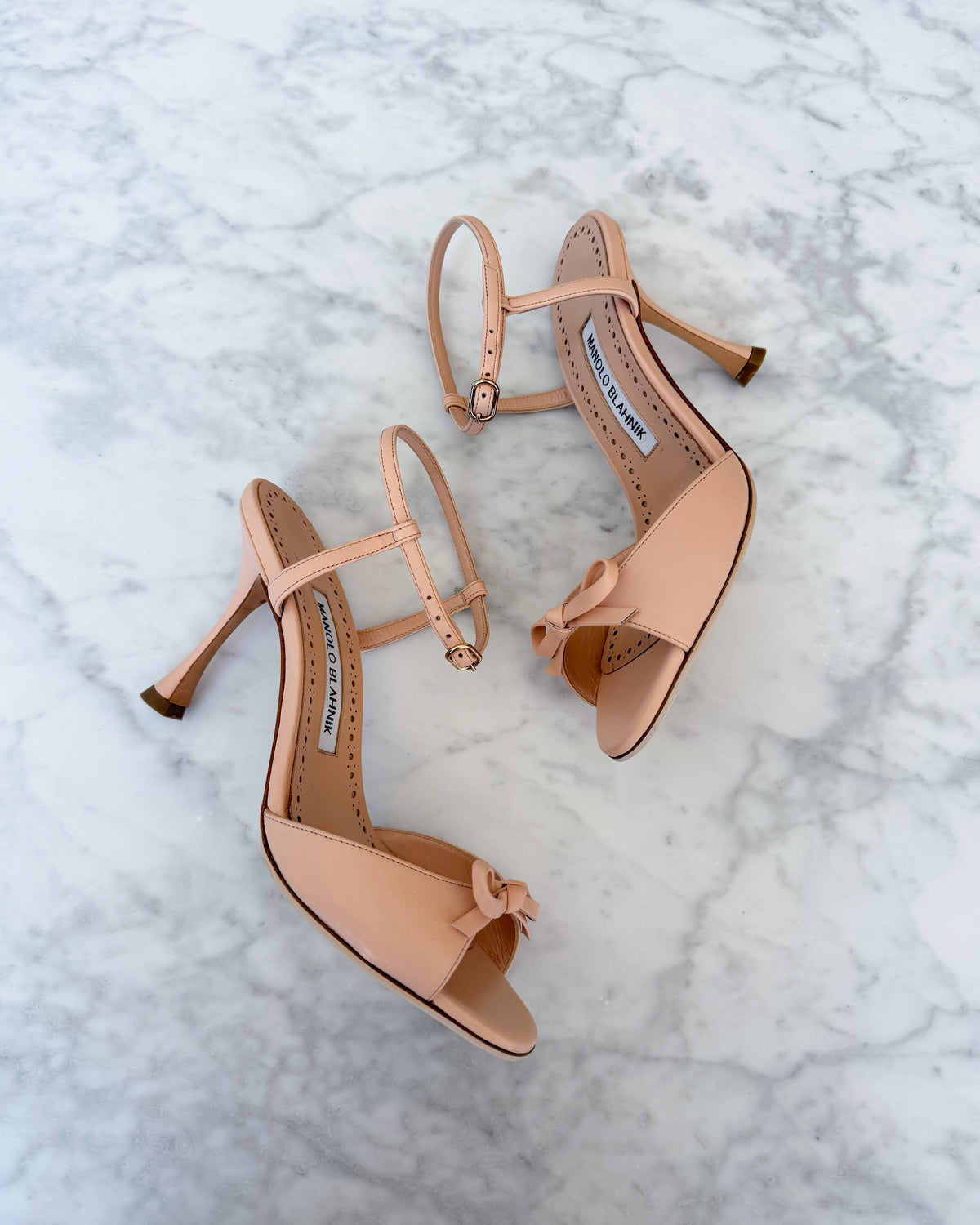 UNWORN Manolo Blahnik Nude Pink Leather Bow Slingback Heels (37)
