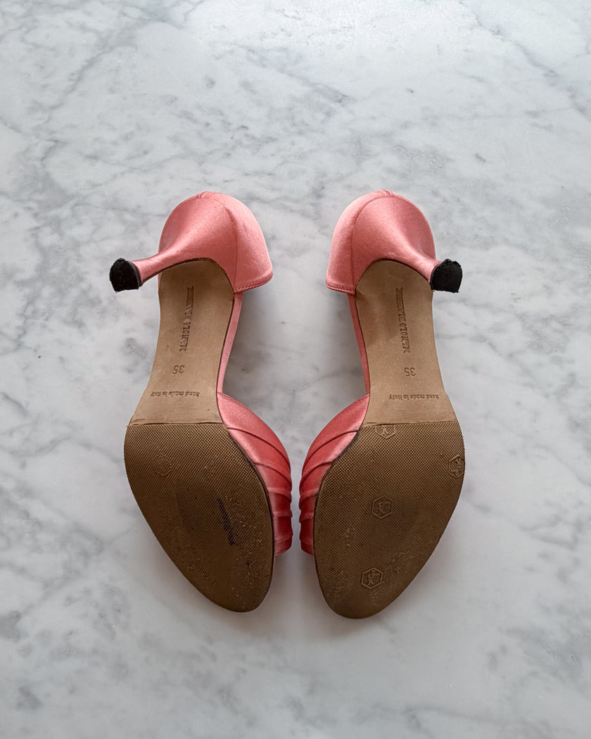 Manolo Blahnik Sedaraby Peach Pink Satin Heels with Crystal Buckle (35)