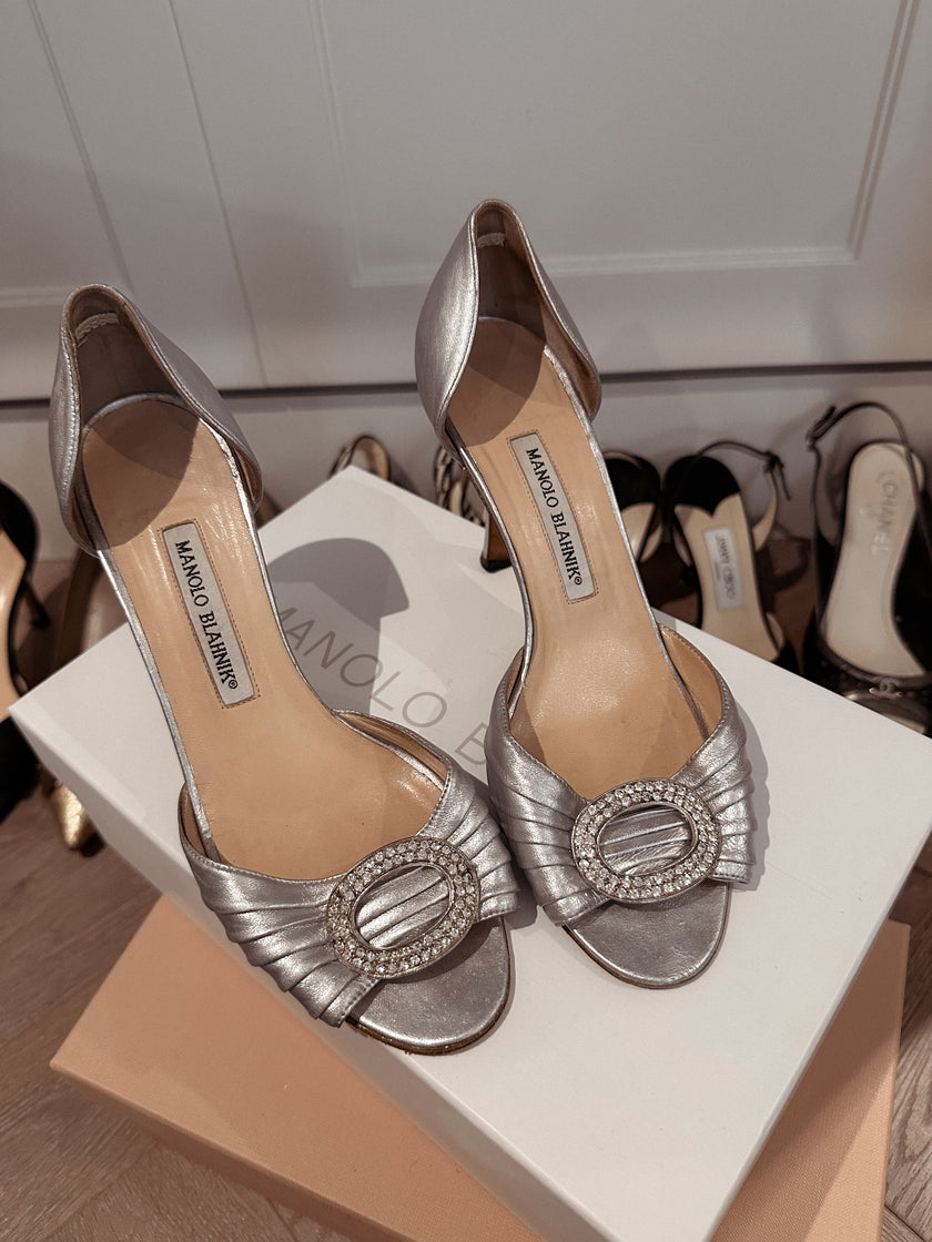 Manolo Blahnik Sedaraby Pumps in Silver (38)