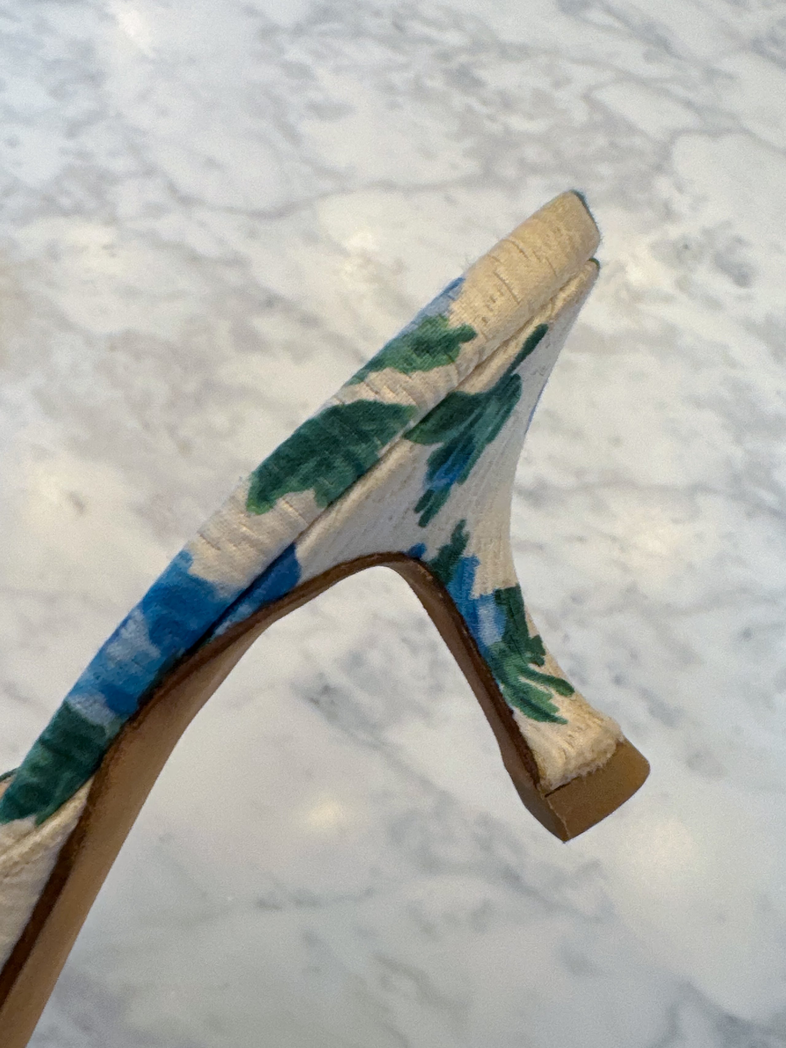 Manolo Blahnik Blue Floral Kitten Heel Mules (37.5)