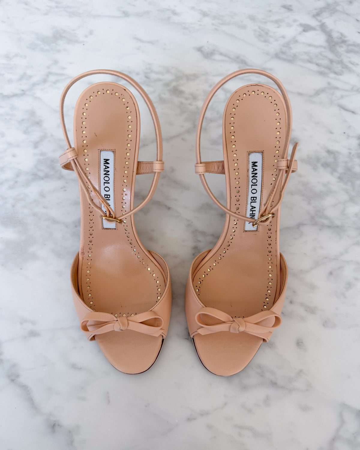UNWORN Manolo Blahnik Nude Pink Leather Bow Slingback Heels (37)