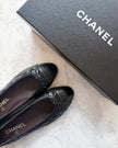 BRAND NEW Chanel Black Quilted Fabric Ballet Flats (38)