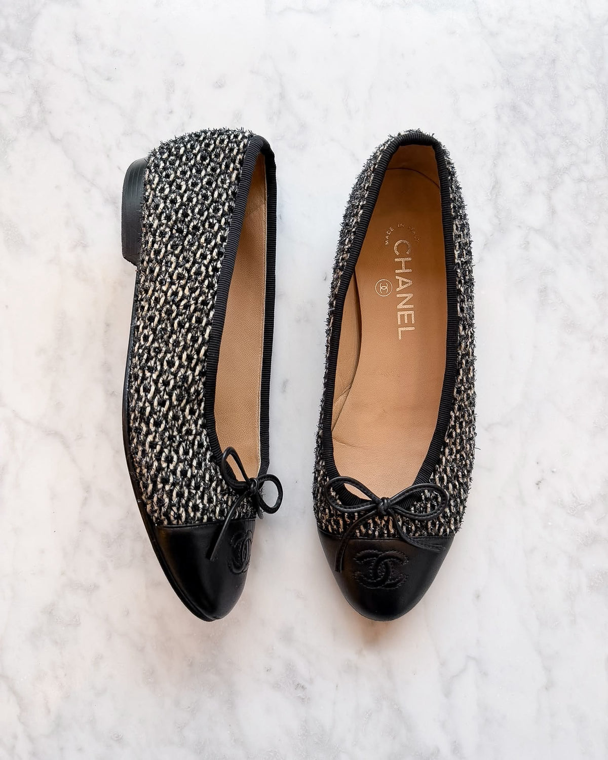 Chanel Black & White Woven Tweed Ballet Flats (37.5)