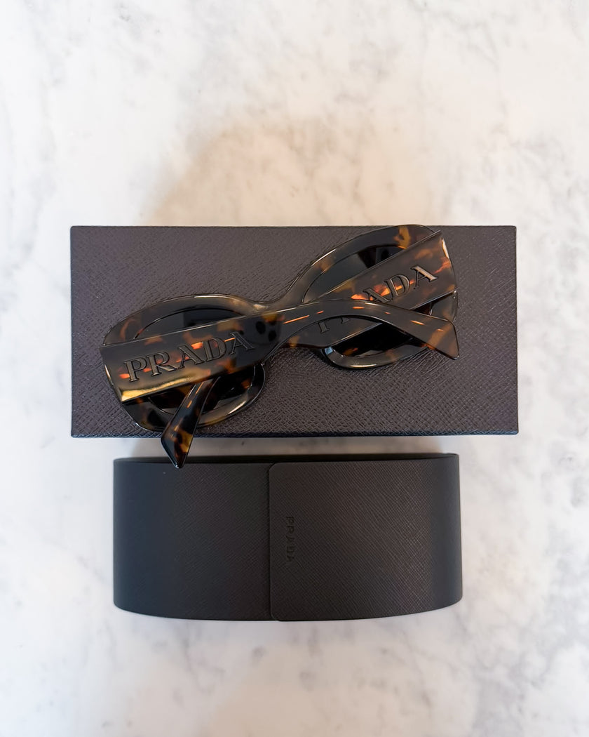 BRAND NEW Prada New Tortoiseshell Brown Oval Sunglasses with Original Case and Box