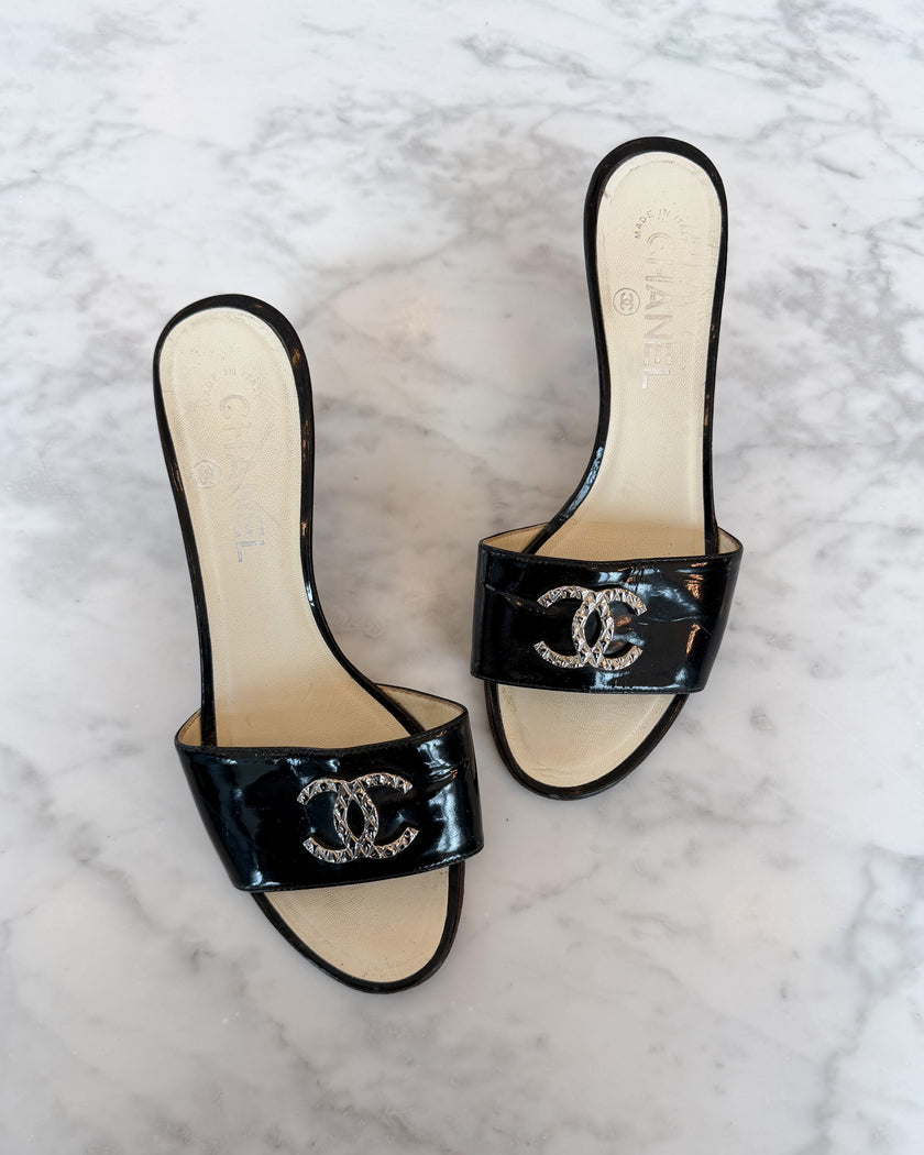 Chanel Black Patent Leather Silver CC Logo Mules (36.5)