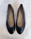 Chanel Midnight Blue Patent CC Ballet Flats (35)