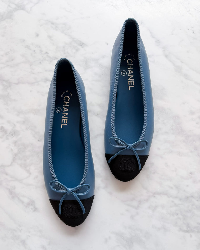 UNWORN Chanel Sky Blue Two-Tone CC Ballet Flats (38.5)
