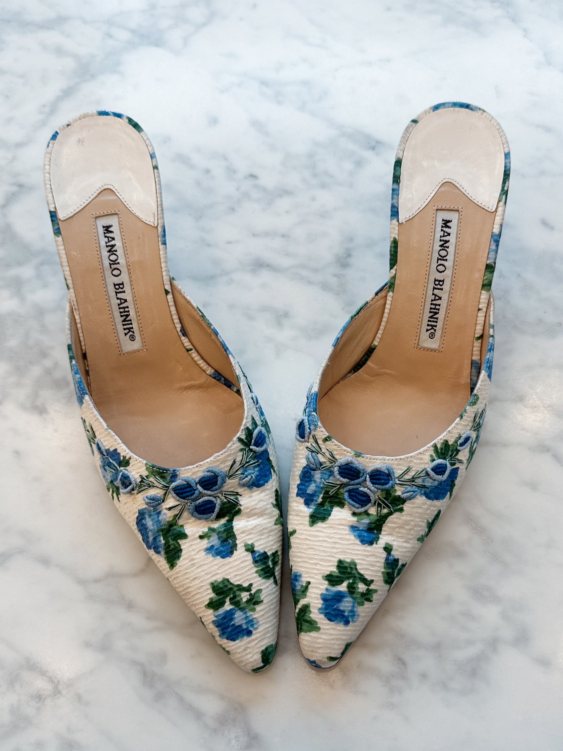 Manolo Blahnik Blue Floral Kitten Heel Mules (37.5)