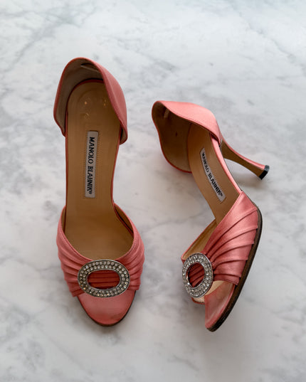 Manolo Blahnik Sedaraby Peach Pink Satin Heels with Crystal Buckle (35)