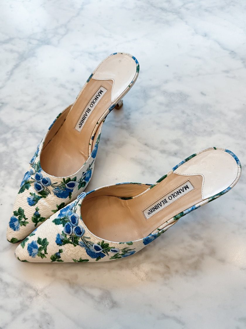 Manolo Blahnik Blue Floral Kitten Heel Mules (37.5)