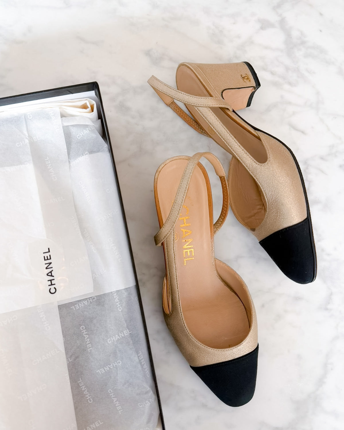 Chanel Gold Champagne Black Cap Toe Slingback Heels (35)