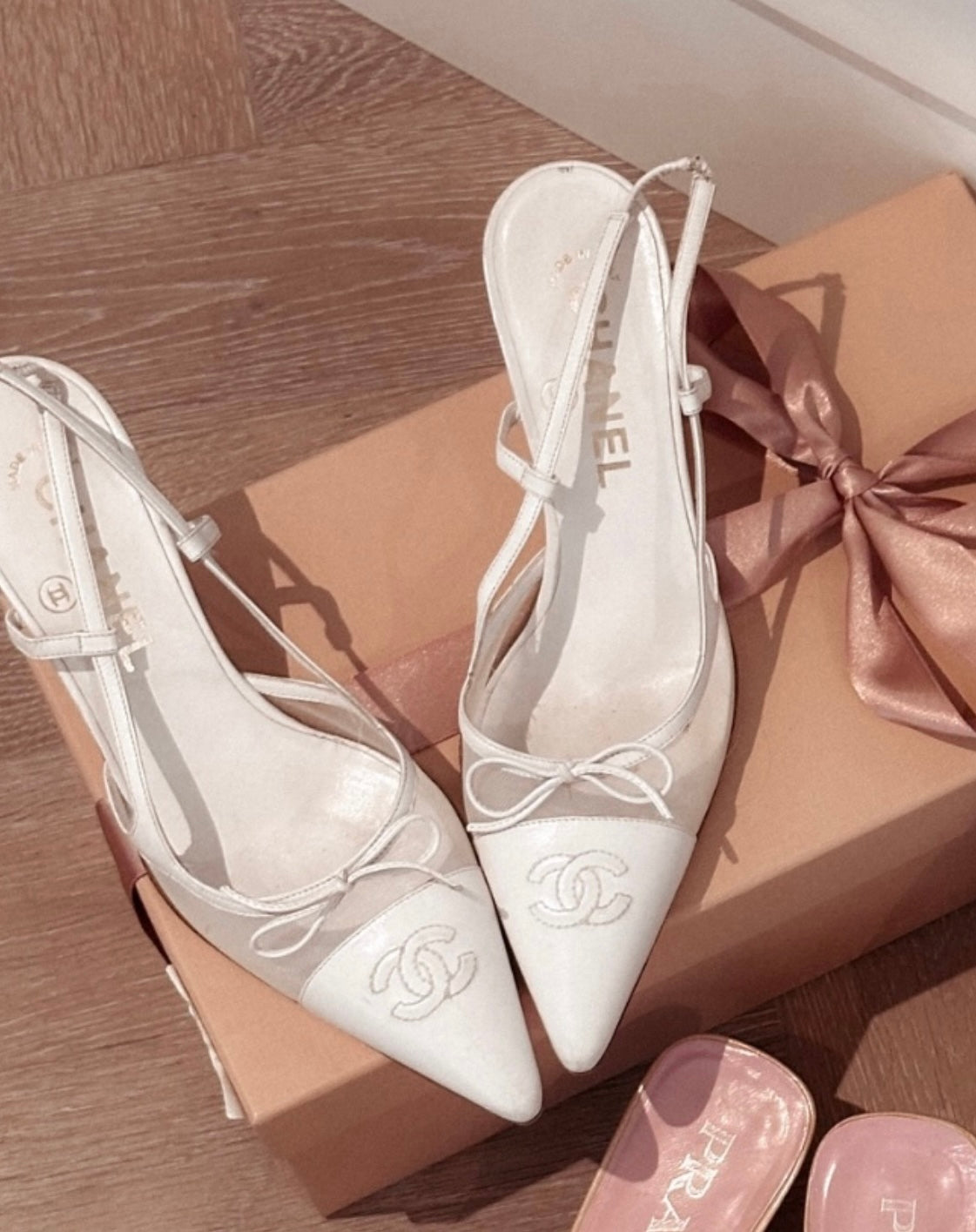 Chanel 2005 CC White Bow Mesh Slingback Heels (36)