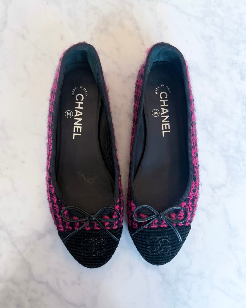 Chanel Hot Pink & Black Textured Tweed & Corduroy Cap-Toe Ballet Flats (37)